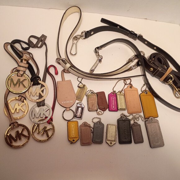 MIXED LOT 25 Pieces Coach & MK Hang Tags Bag Fobs + Replacement Straps - Picture 8 of 9